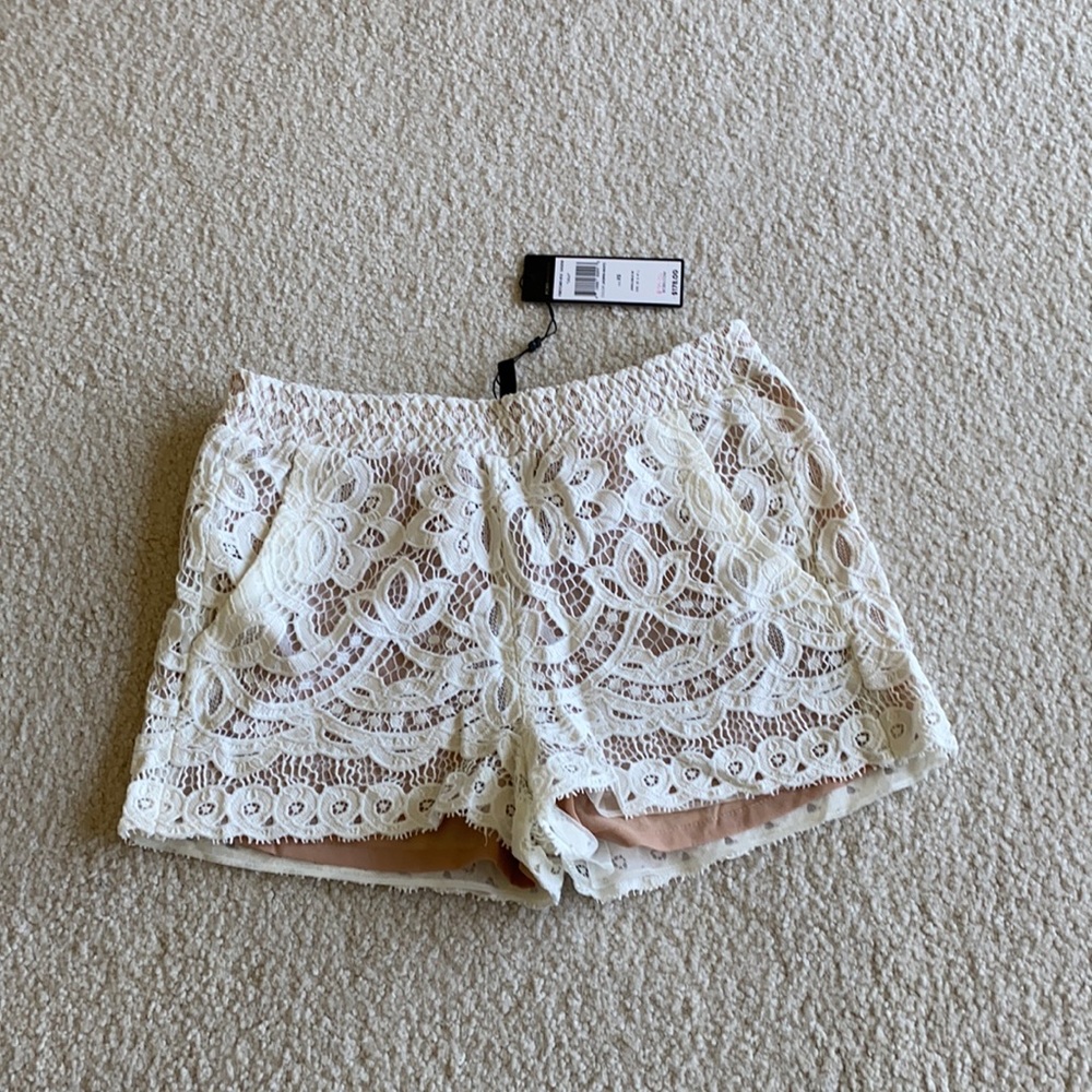 BCBG MaxAzria lace shorts-Size XS